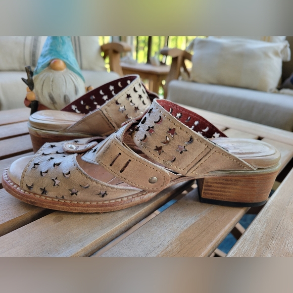 FreeBird Moonstar Mules size 9 - Picture 7 of 15